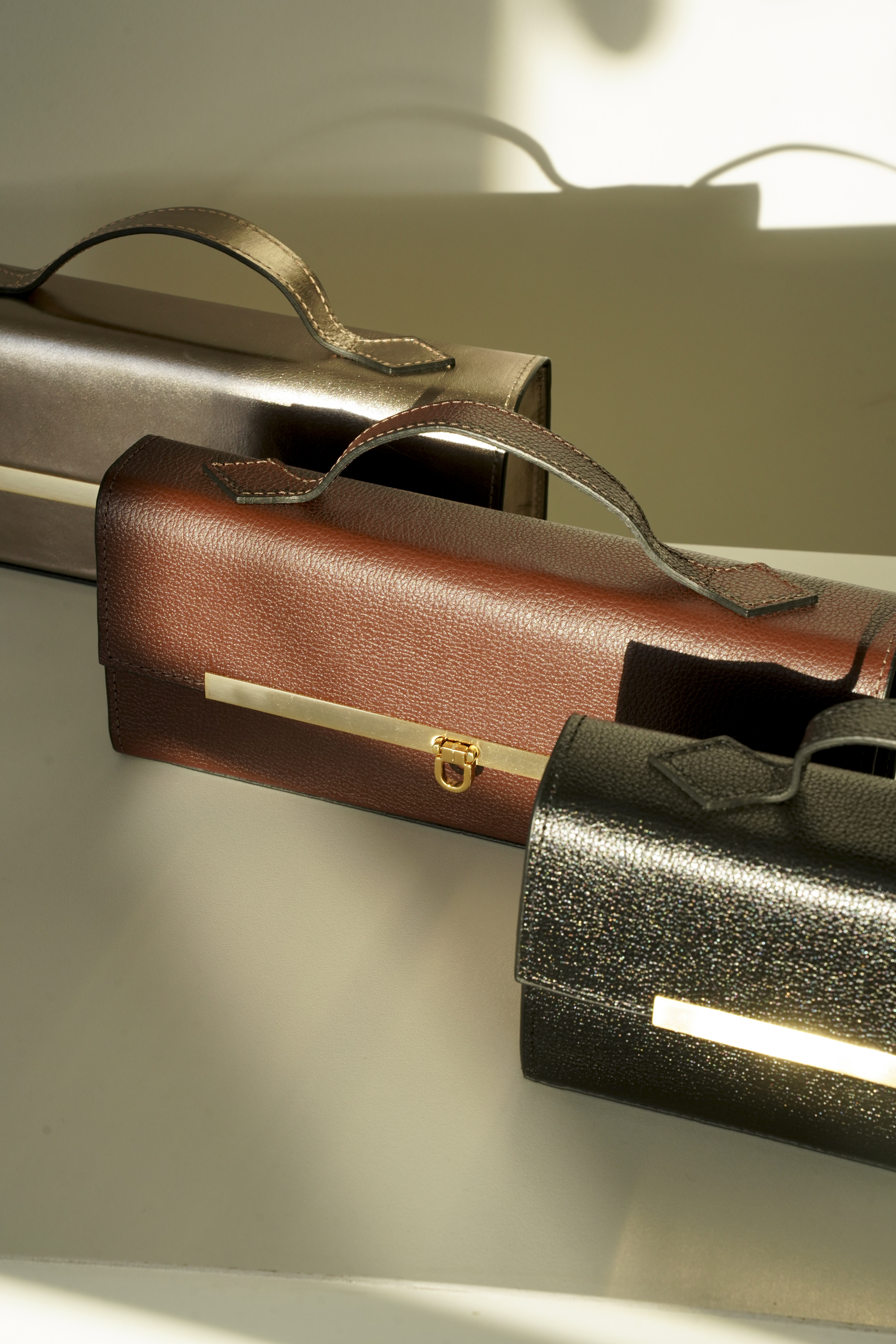 Mulher elegante com bolsa Aquarelas